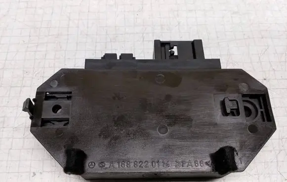 Mercedes-Benz A W168 Immobilizer control unit/module A7688220114 1688200426