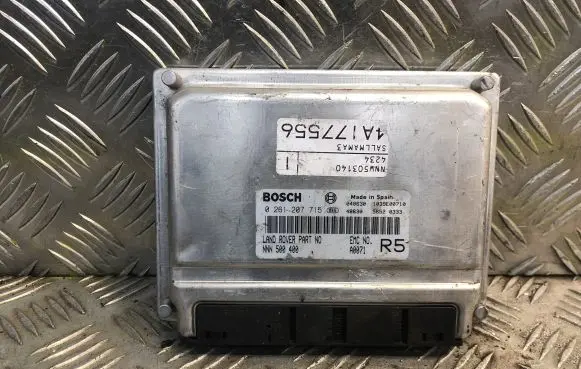Land Rover Range Rover L322 Engine control unit/module 261207715