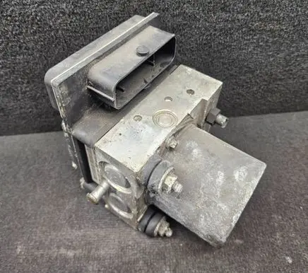 Audi A6 S6 C6 4F ABS Pump 4F0910517E 4F0614517A