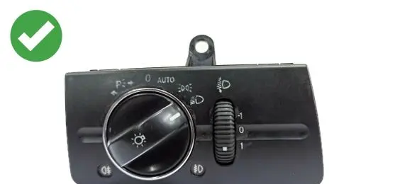 Mercedes-Benz E W211 Light switch 2115450904 21154509049116 04056043