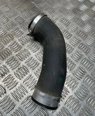 Intercooler hose/pipe