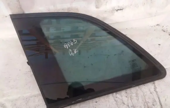 Fiat Croma Rear side window