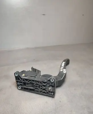 Mercedes-Benz Vito Viano W639 Accelerator throttle pedal A6393000604
