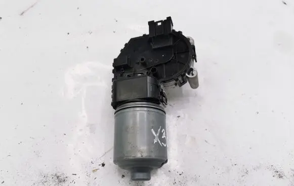 BMW X3 E83 Wiper motor 67636914577 6914577 0390241712