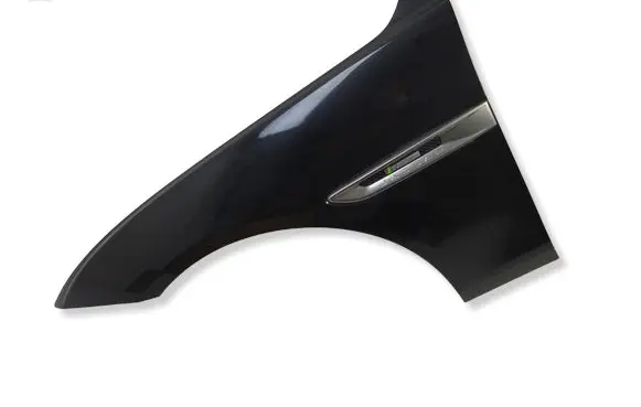 Jaguar XE Fender 