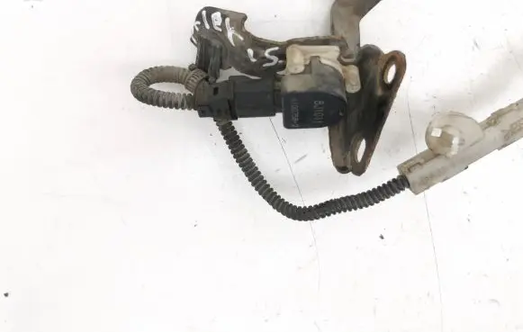 Peugeot 4007 Headlight/headlamp level sensor 8J1011 A1007582
