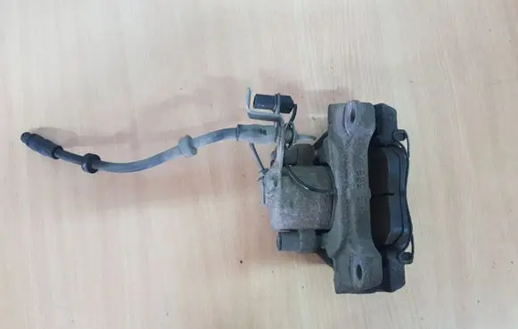 Audi A6 S6 C6 4F Front brake caliper