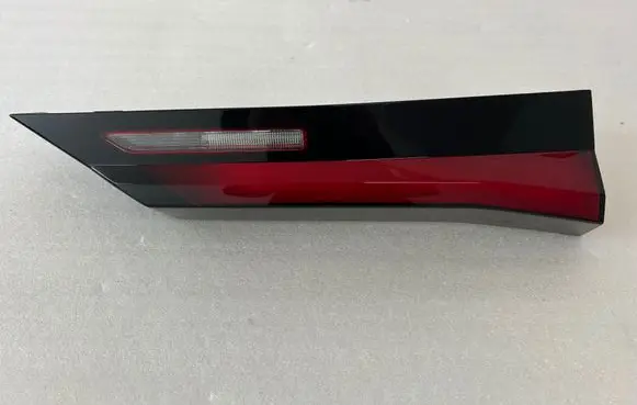 BMW X1 U11 Tailgate rear/tail lights 