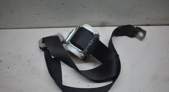 Dodge Grand Caravan Rear seatbelt 33055721B