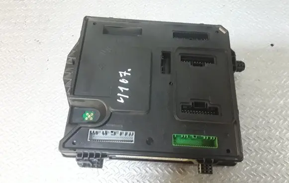 Renault Megane III Comfort/convenience module 284B17288R