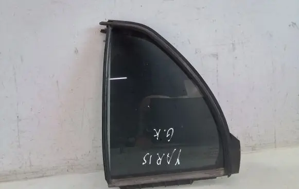 Toyota Yaris Rear vent window glass 43R00048