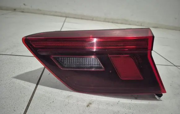 Volkswagen Tiguan Tailgate rear/tail lights NOCODE