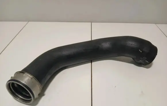 Audi A6 S6 C5 4B Intercooler hose/pipe 4b0145745f