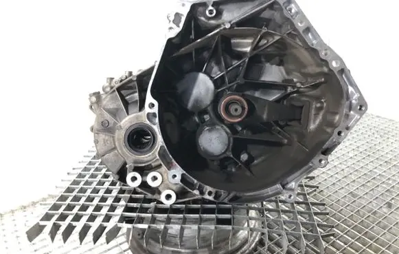 Mazda 6 Manual 5 speed gearbox D6010