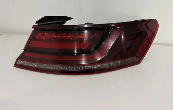 Volkswagen Arteon Rear/tail lights 3G8945208J