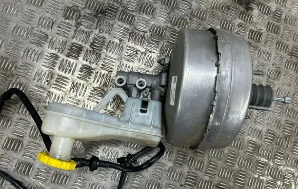 Chrysler Pacifica Brake booster P04581680AD 04581680AD T84DN121640482