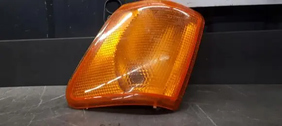 Ford Fiesta Front indicator light 9646801677