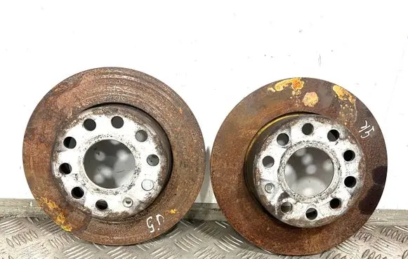 Skoda Superb B6 (3T) Rear brake disc
