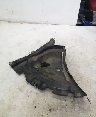 BMW 2 F22 F23 Front bumper skid plate/under tray 