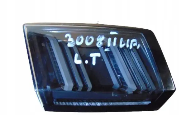 Peugeot 3008 II Tailgate rear/tail lights 9836231480