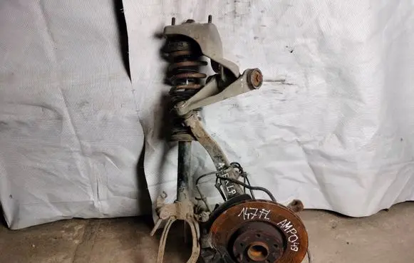 Alfa Romeo 147 Front wheel hub spindle knuckle