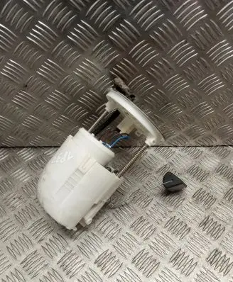 Suzuki Swift I In-tank fuel pump