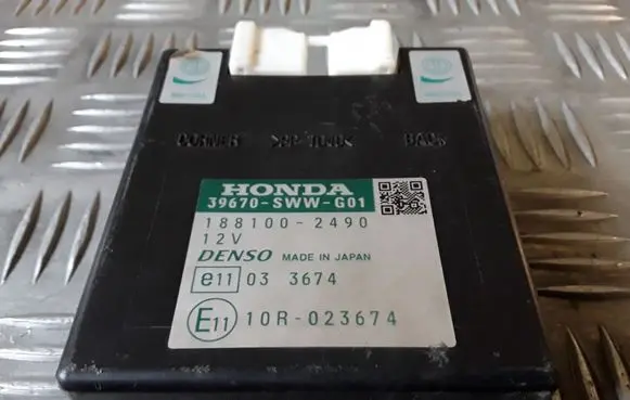 Honda CR-V Parking PDC control unit/module 1881002490 39670SWWG01 10R023674