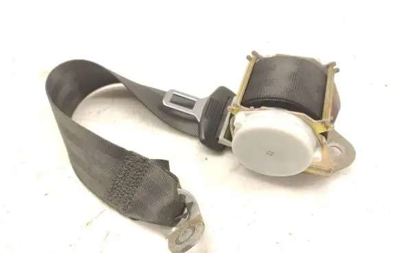 Audi A3 S3 A3 Sportback 8P Rear seatbelt 8P3857805B 3304196
