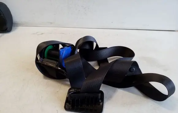 Chevrolet Captiva Middle seatbelt (rear) 22745038