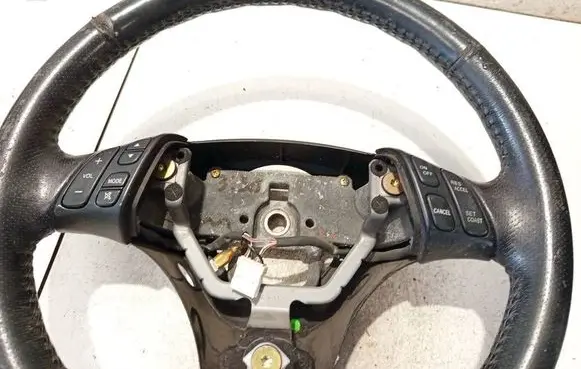 Mazda 6 Steering wheel buttons/switches 