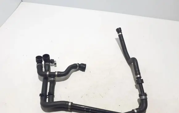 Mercedes-Benz GLC C253 Engine coolant pipe/hose A2535015201