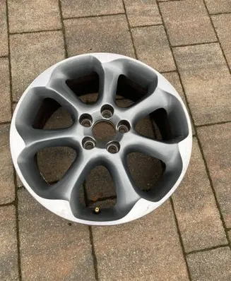Volvo XC70 R17 alloy rim 31255953