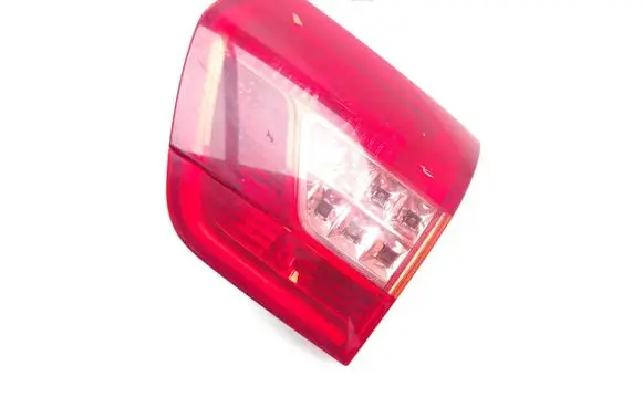Tailgate rear/tail lights