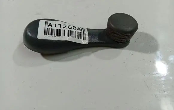 Chevrolet Spark Front door window winding handle 