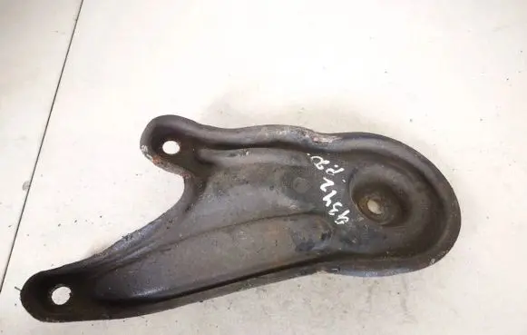 Lexus RX 300 Bracket in trunk/boot 