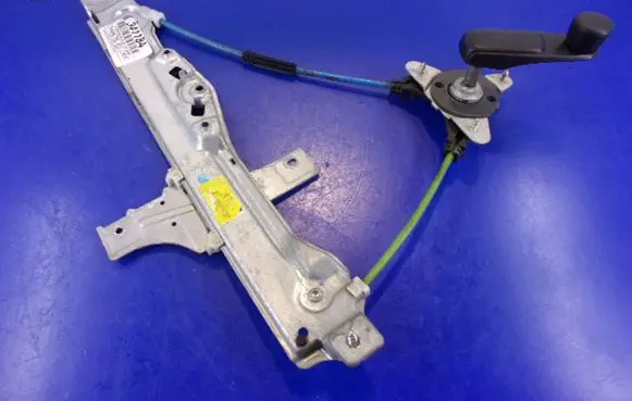 Peugeot 208 Rear door window regulator with motor