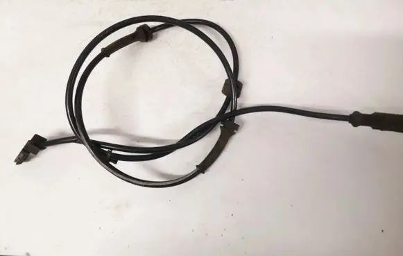 Nissan Micra ABS brake wheel speed sensor 0285007537
