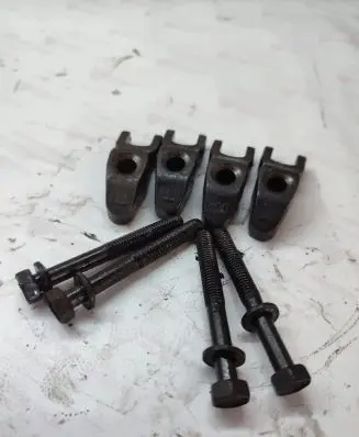 KIA Sportage Fuel Injector clamp holder