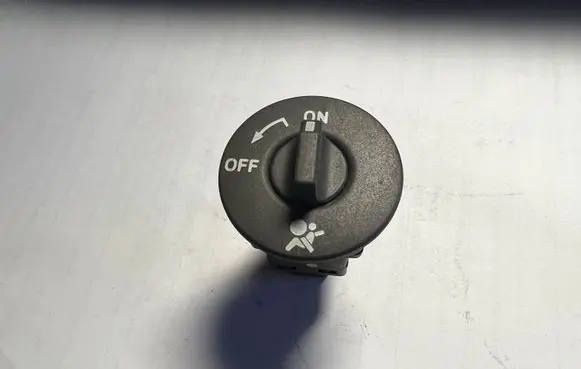 Renault Modus Passenger airbag on/off switch 8200169509C 8200169509