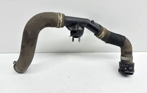 Peugeot 208 I Engine coolant pipe/hose 9804208380