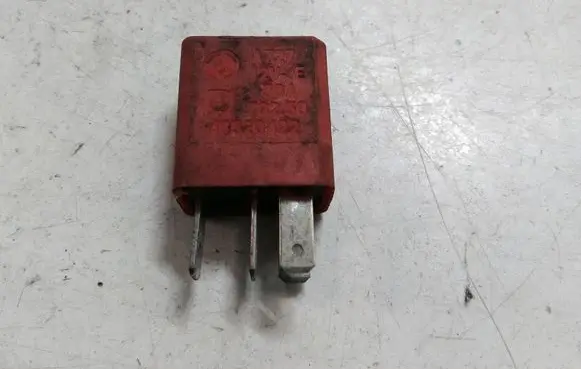 Fiat Punto (176) Other relay 46520422