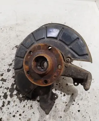 Skoda Octavia Mk2 (1Z) Front wheel hub spindle knuckle