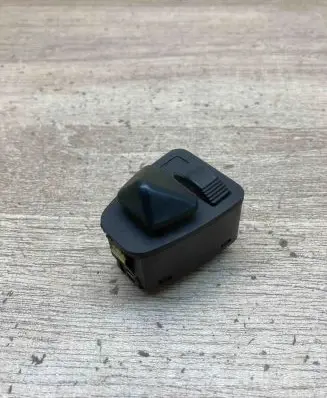 BMW 3 E46 Wing mirror switch 8373691