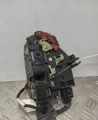 Audi A2 Rear door lock 8Z0839015D