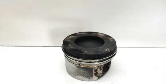BMW 5 F10 F11 Piston 
