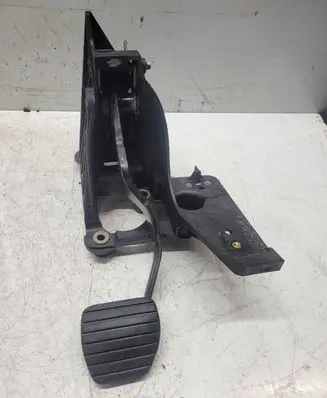 Renault Laguna II Brake pedal 8200002853