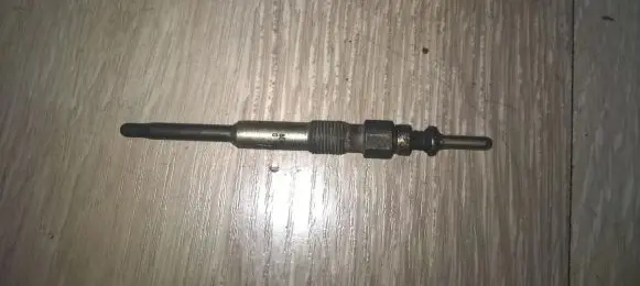 BMW 3 E46 Glow plug 0100226362