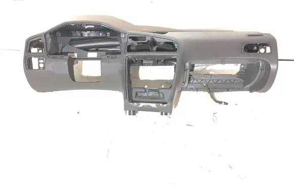 Volvo V70 Dashboard 39873752 39976450