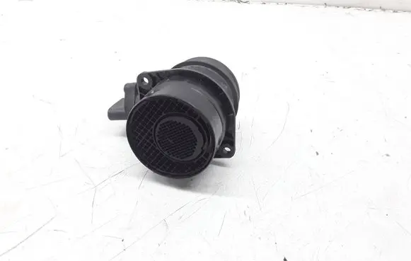 Volkswagen Touran I Mass air flow meter 074906461B 0281002461