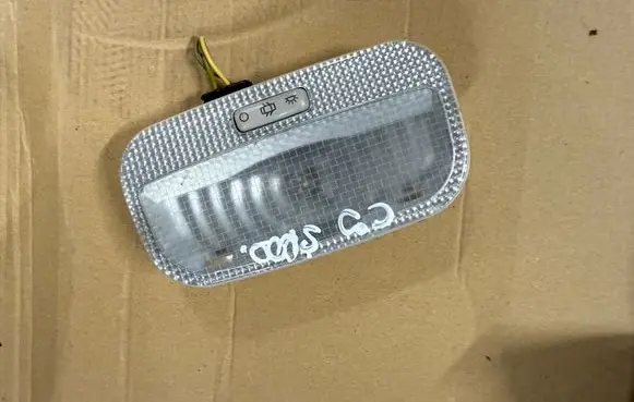 Citroen C3 Picasso Rear seat light